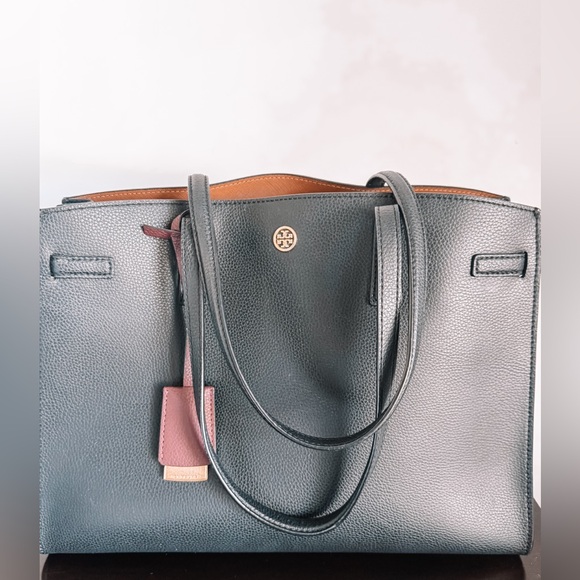 Tory Burch 'Walker' Black Leather Crossbody/ Tote bag